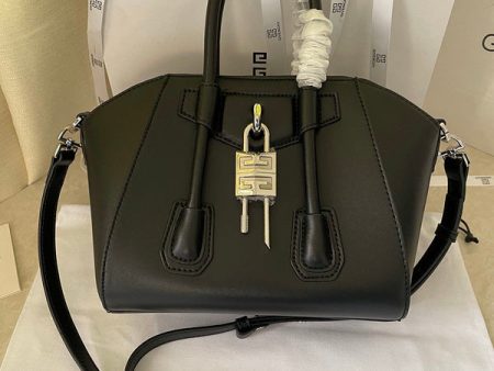 Envy Hold - Givenchy Bags - 218 Online