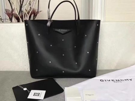 Envy Hold - Givenchy Bags - 019 Sale