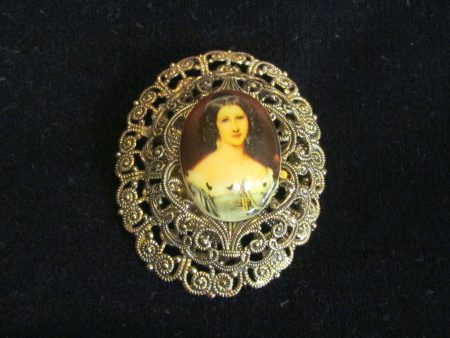 Victorian Cameo Gold Filigree Brooch Portrait Pin 1940 s Western Germany For Cheap