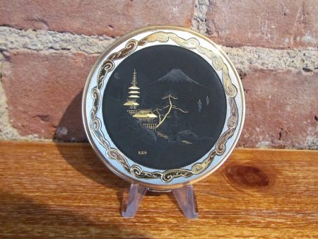 Vintage 24K Gold Mt Fuji Powder Compact Unused Fashion