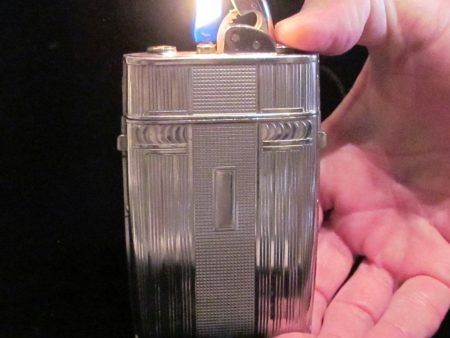 1940s Trig-A-Lite Evans Cigarette Case Lighter Art Deco Silver Working Excellent Condition on Sale