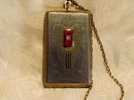 1910s Compact Coin Purse Red Guilloche Wristlet Dance Purse For Sale