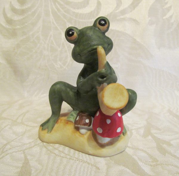 Vintage Lefton China Frog Hand Painted Frog Playing Saxophone Sale