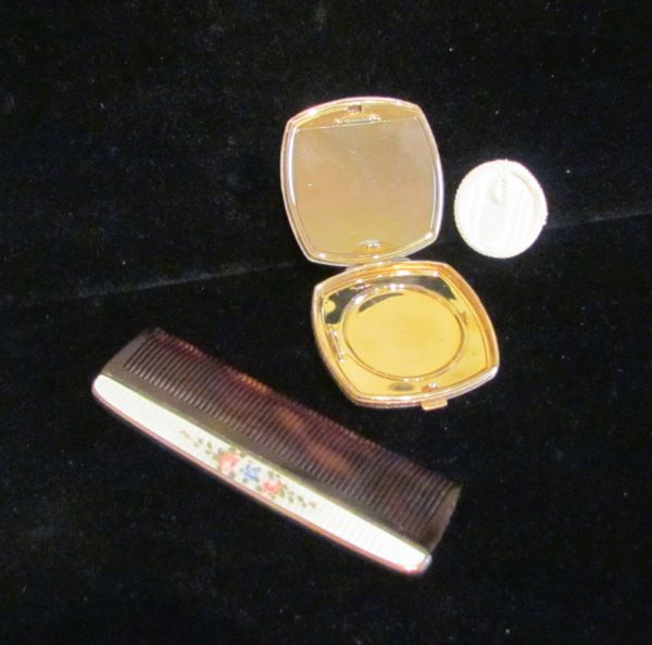 1930 s Finberg Guilloche Compact & Comb Set Excellent Condition Supply