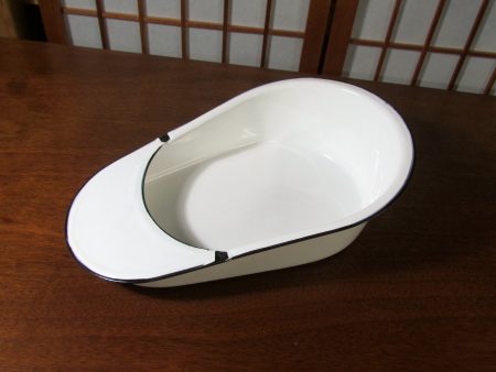 Antique White Enamel Bedpan Mint Condition For Discount