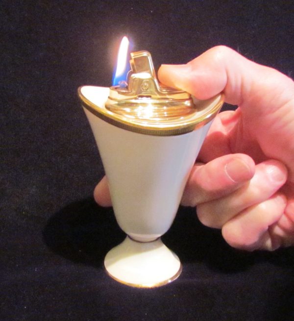 Lenox Ronson Table Lighter Set 1950s Tuxedo Gold Mid Century Working Lighter For Sale